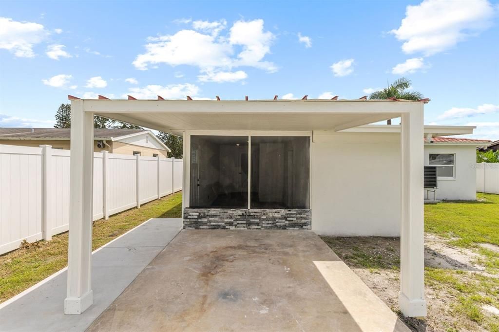 For Rent: $2,750 (3 beds, 2 baths, 1269 Square Feet)