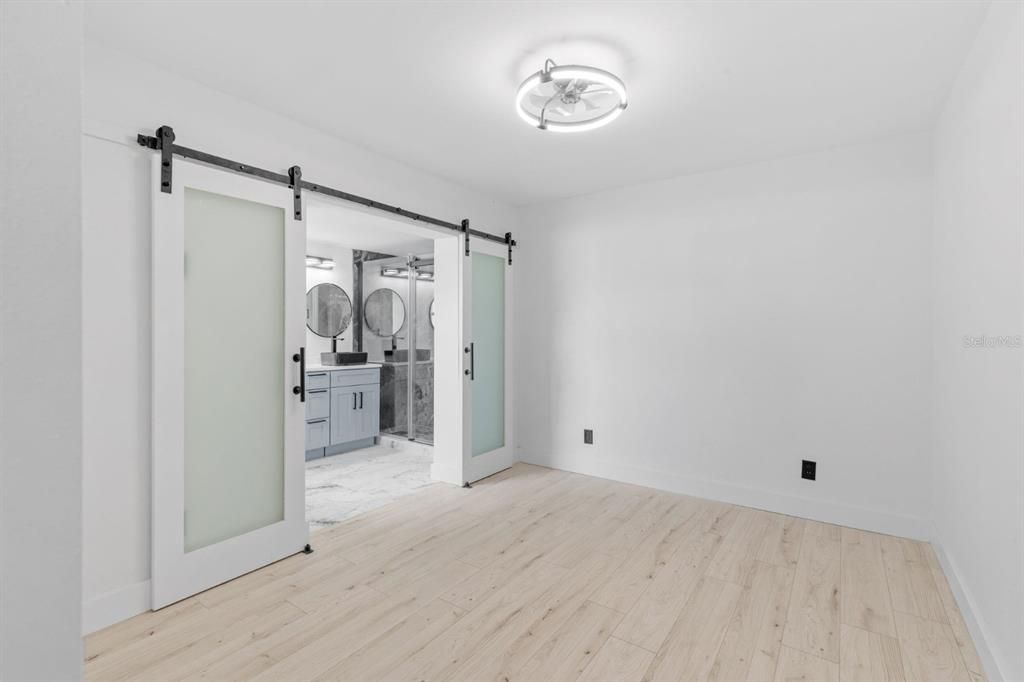 For Rent: $2,750 (3 beds, 2 baths, 1269 Square Feet)