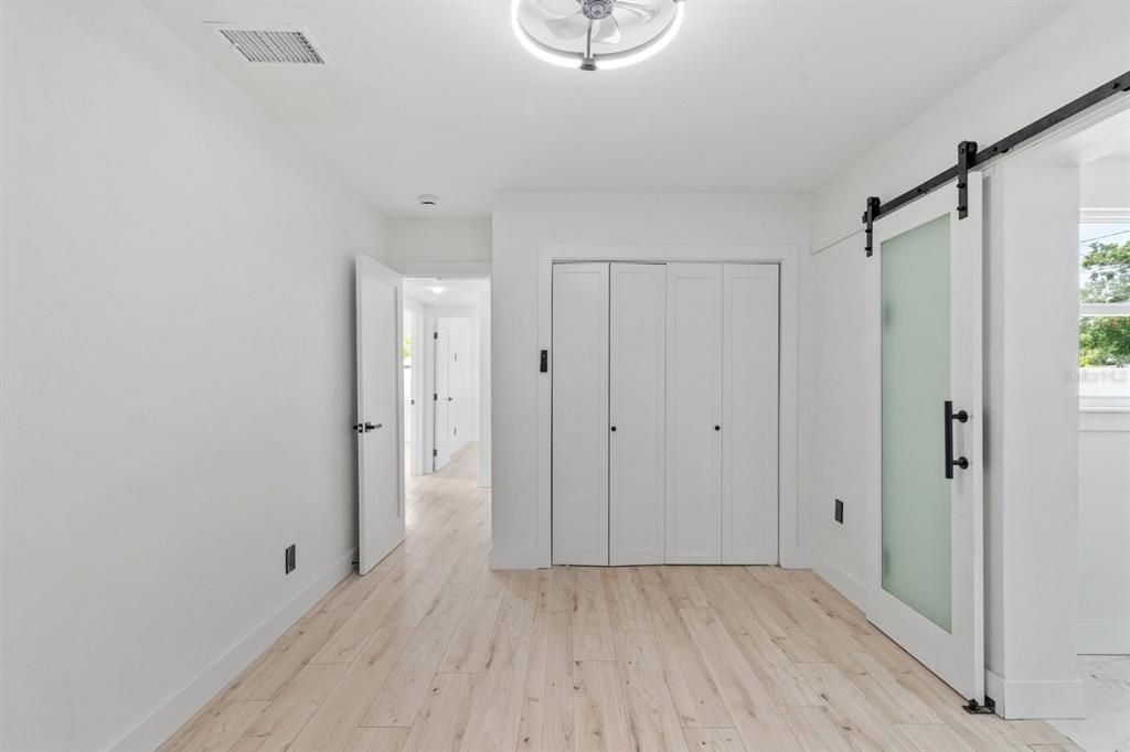 For Rent: $2,750 (3 beds, 2 baths, 1269 Square Feet)