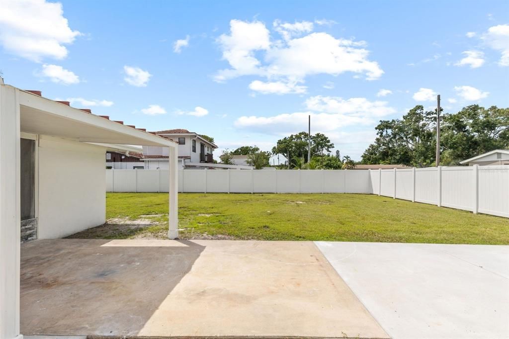 For Rent: $2,750 (3 beds, 2 baths, 1269 Square Feet)