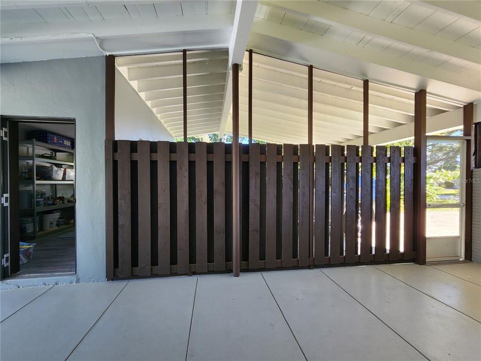 合同活跃: $749,000 (3 贝兹, 2 浴室, 1826 平方英尺)