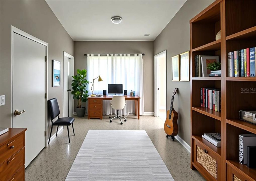 合同活跃: $749,000 (3 贝兹, 2 浴室, 1826 平方英尺)