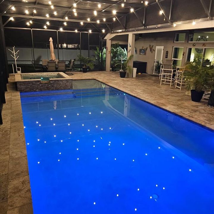 合同活跃: $629,900 (4 贝兹, 3 浴室, 2552 平方英尺)