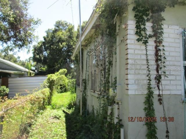 Под контрактом: $79,900 (2 спален, 1 ванн, 1184 Квадратных фут)