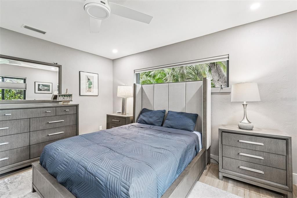 Active With Contract: $525,000 (3 beds, 1 baths, 1700 Square Feet)