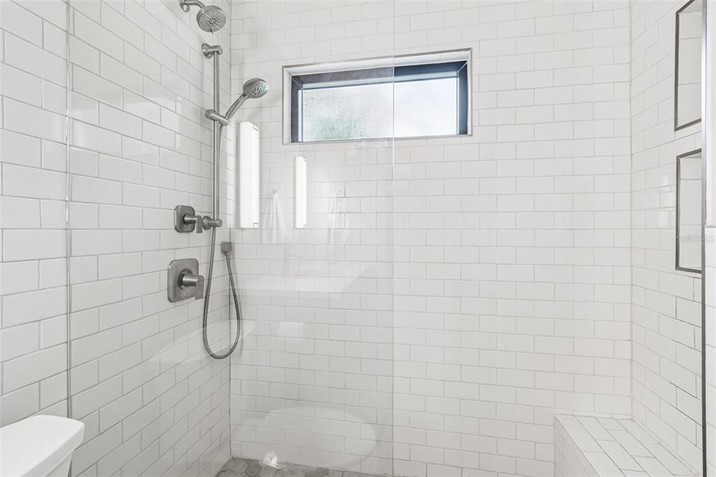 Active With Contract: $525,000 (3 beds, 1 baths, 1700 Square Feet)