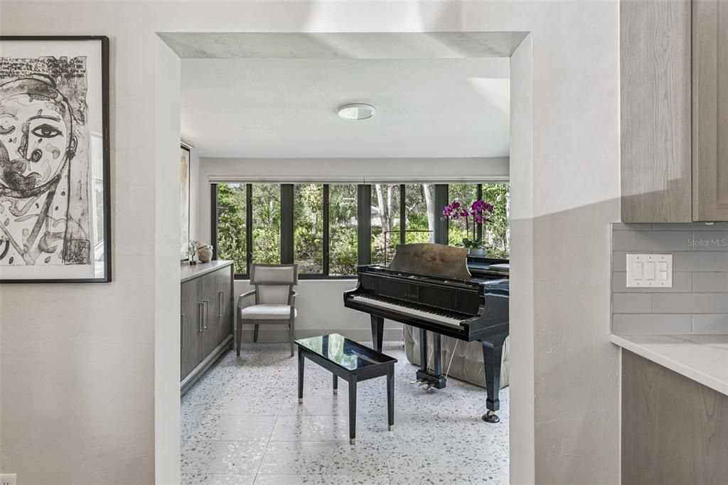 Active With Contract: $525,000 (3 beds, 1 baths, 1700 Square Feet)