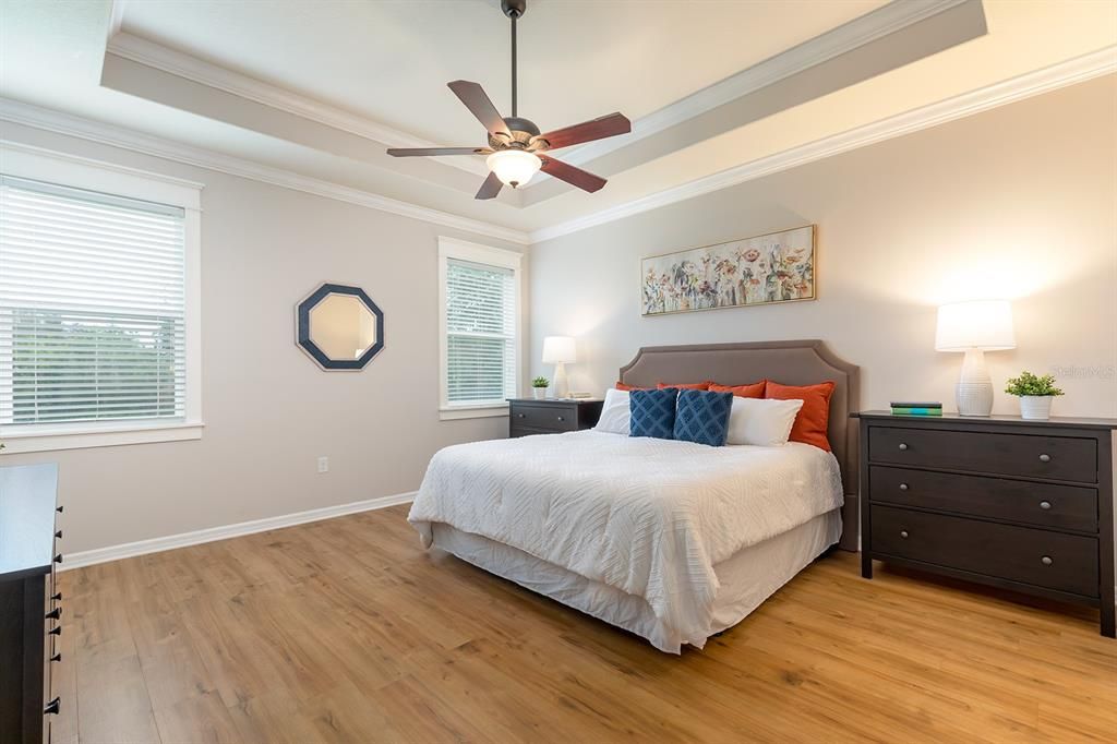 На продажу: $470,000 (4 спален, 3 ванн, 2345 Квадратных фут)