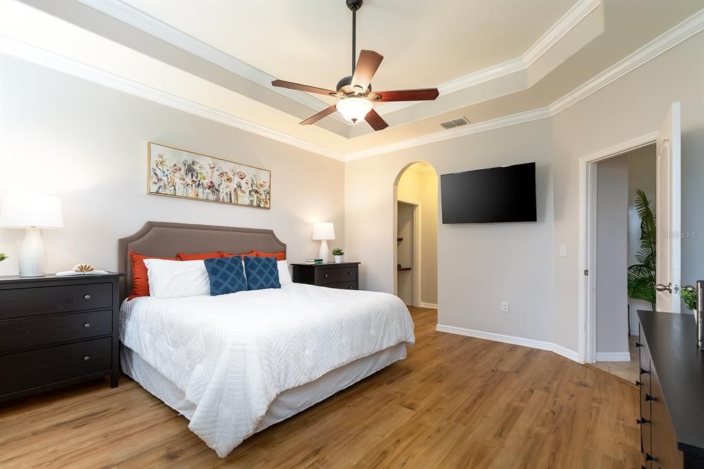 На продажу: $470,000 (4 спален, 3 ванн, 2345 Квадратных фут)