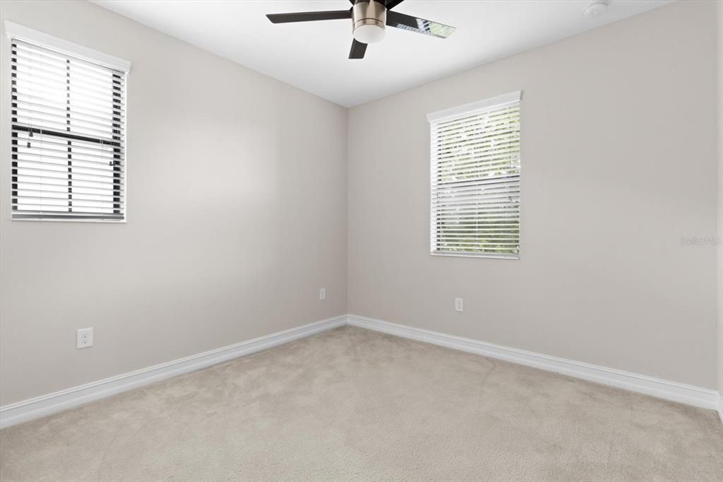 For Rent: $3,200 (4 beds, 2 baths, 2753 Square Feet)