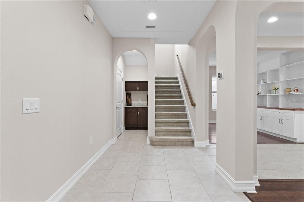 For Rent: $3,200 (4 beds, 2 baths, 2753 Square Feet)