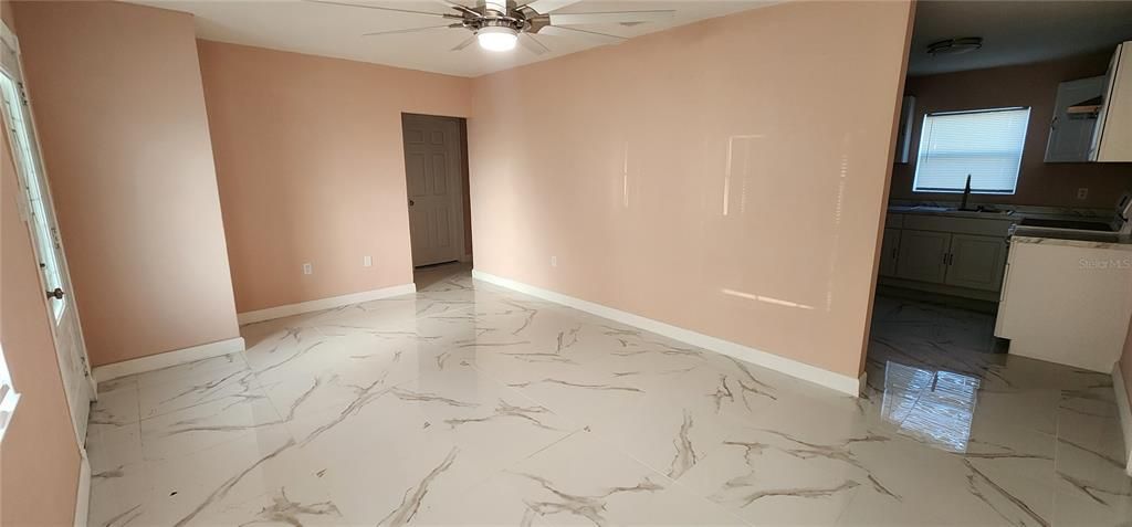 For Sale: $210,000 (3 beds, 2 baths, 1179 Square Feet)