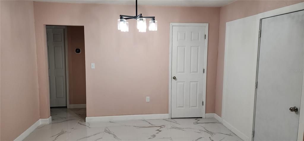 For Sale: $210,000 (3 beds, 2 baths, 1179 Square Feet)