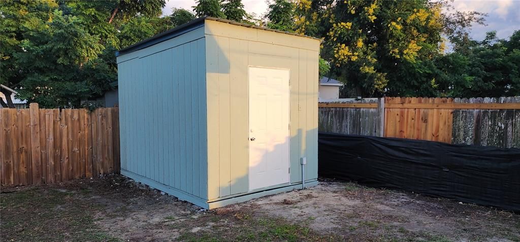 For Sale: $210,000 (3 beds, 2 baths, 1179 Square Feet)