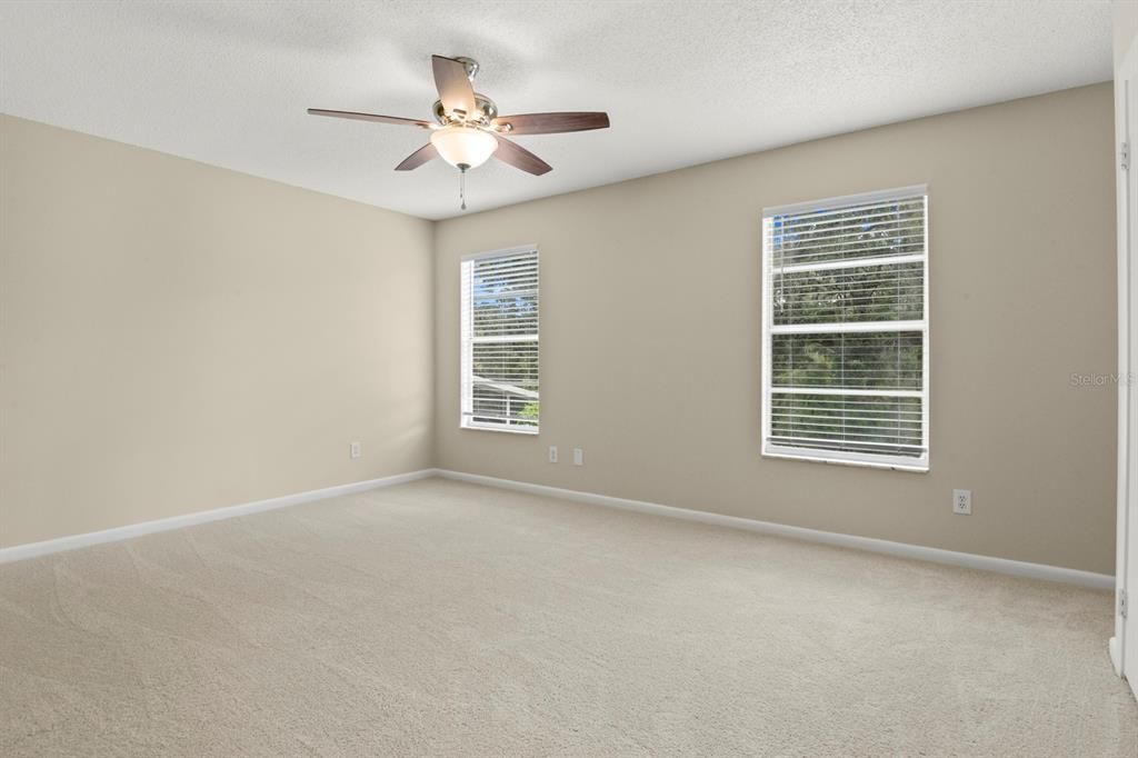 Active With Contract: $310,000 (3 beds, 2 baths, 1488 Square Feet)