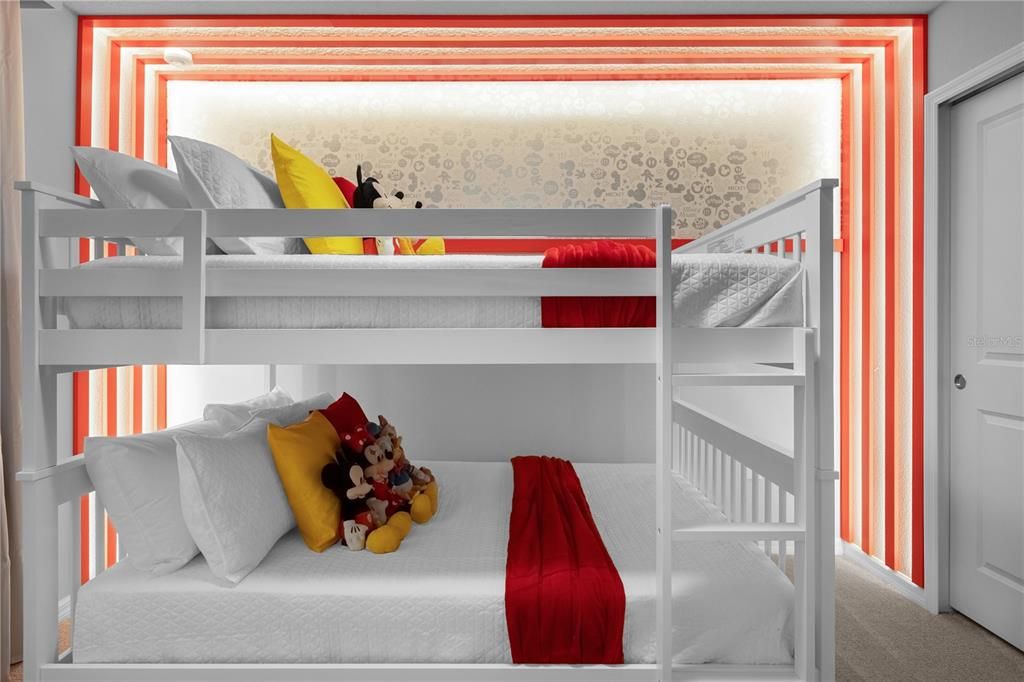 For Sale: $989,000 (10 beds, 8 baths, 4399 Square Feet)