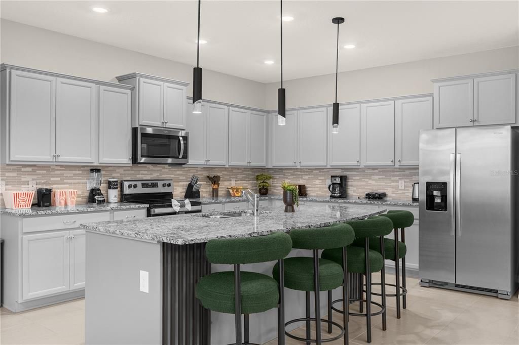 For Sale: $989,000 (10 beds, 8 baths, 4399 Square Feet)