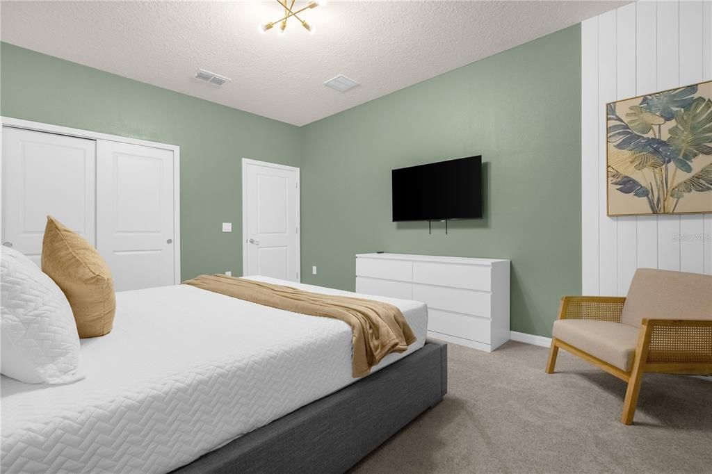 For Sale: $989,000 (10 beds, 8 baths, 4399 Square Feet)