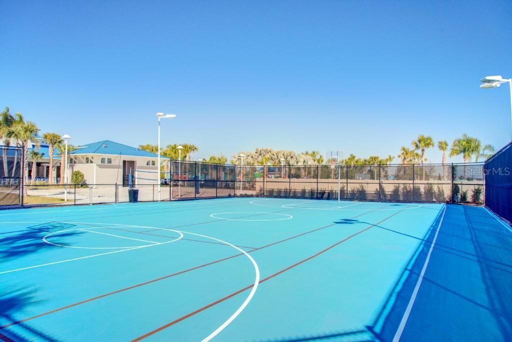 For Sale: $989,000 (10 beds, 8 baths, 4399 Square Feet)