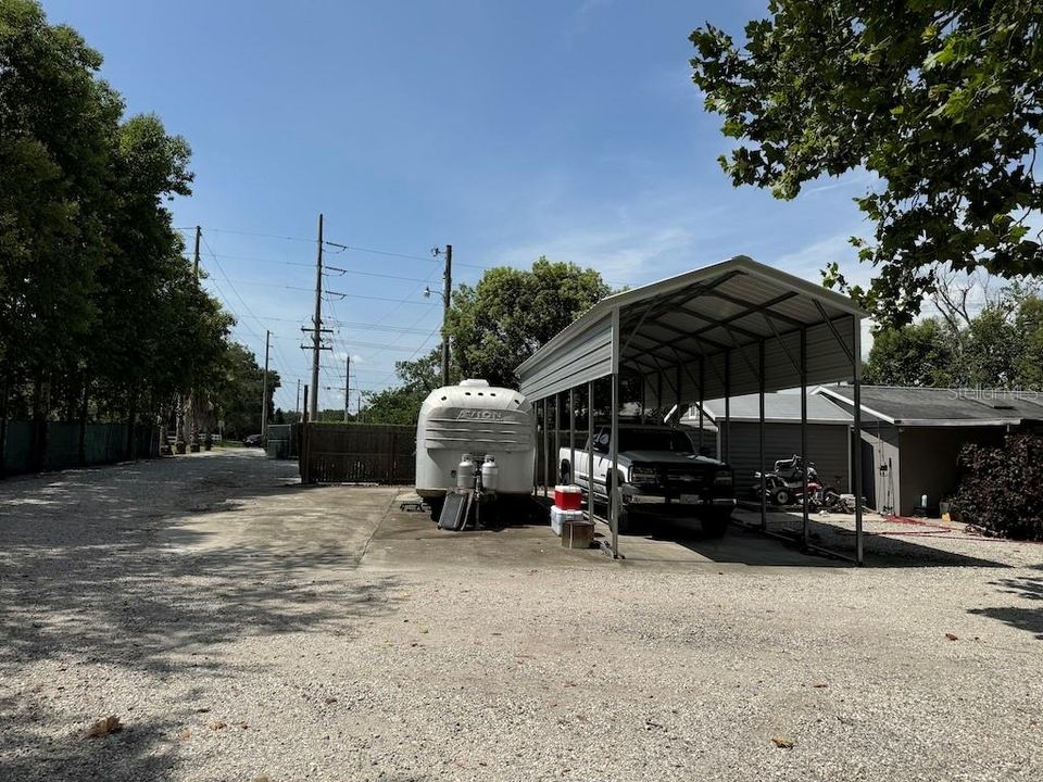 For Sale: $749,900 (0 beds, 0 baths, 1736 Square Feet)