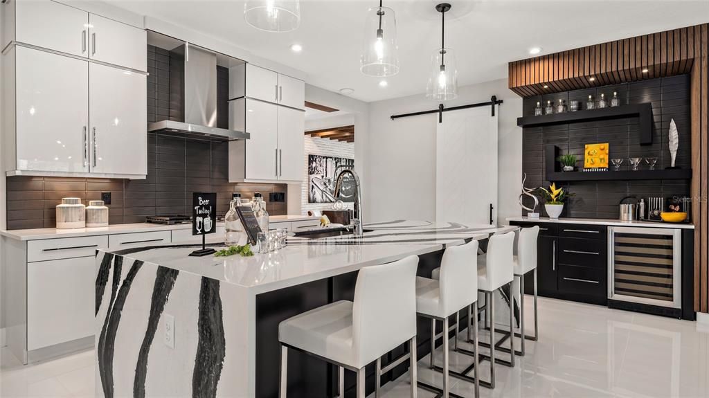 For Sale: $557,990 (3 beds, 3 baths, 2490 Square Feet)