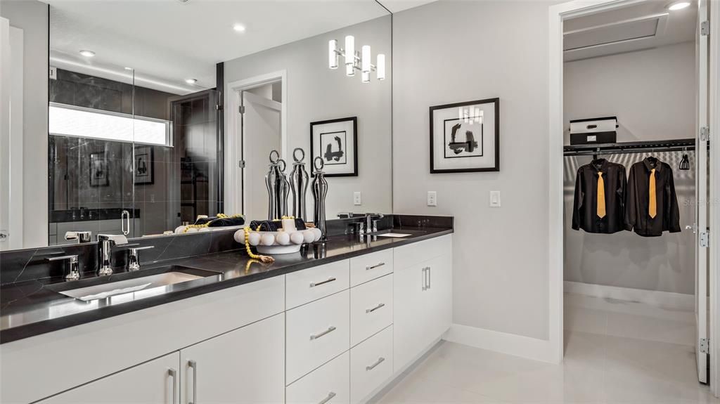 For Sale: $557,990 (3 beds, 3 baths, 2490 Square Feet)