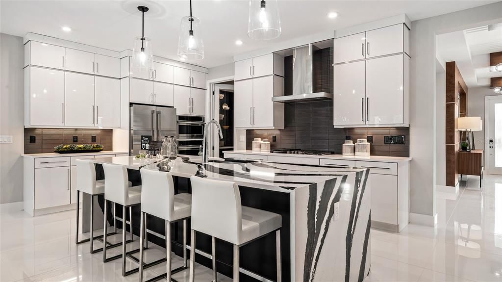 For Sale: $557,990 (3 beds, 3 baths, 2490 Square Feet)