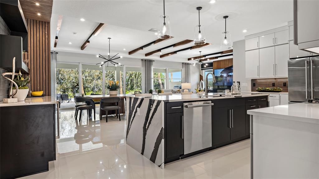 For Sale: $557,990 (3 beds, 3 baths, 2490 Square Feet)