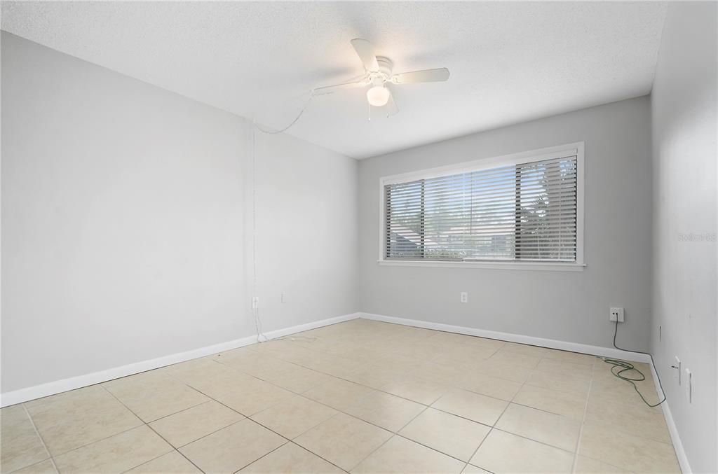 待售: $150,000 (2 贝兹, 2 浴室, 1200 平方英尺)