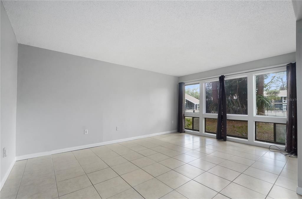 待售: $150,000 (2 贝兹, 2 浴室, 1200 平方英尺)