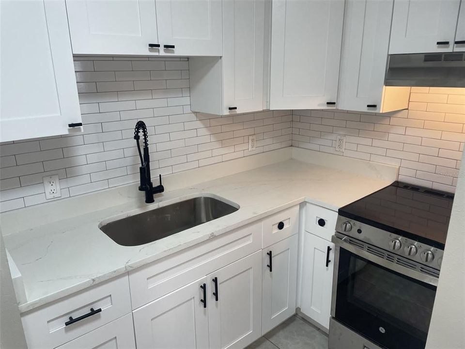 For Sale: $639,000 (3 beds, 0 baths, 2075 Square Feet)