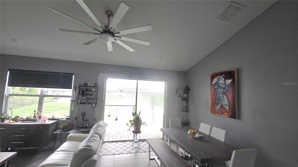 For Sale: $325,900 (3 beds, 2 baths, 1535 Square Feet)