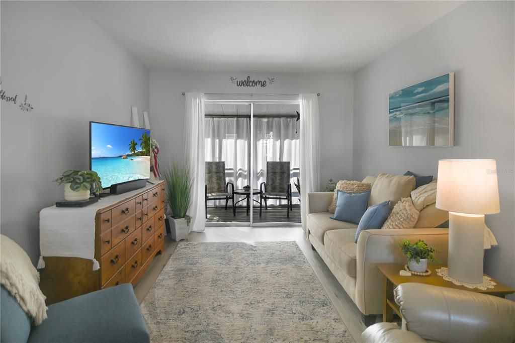 Под контрактом: $110,000 (2 спален, 1 ванн, 733 Квадратных фут)