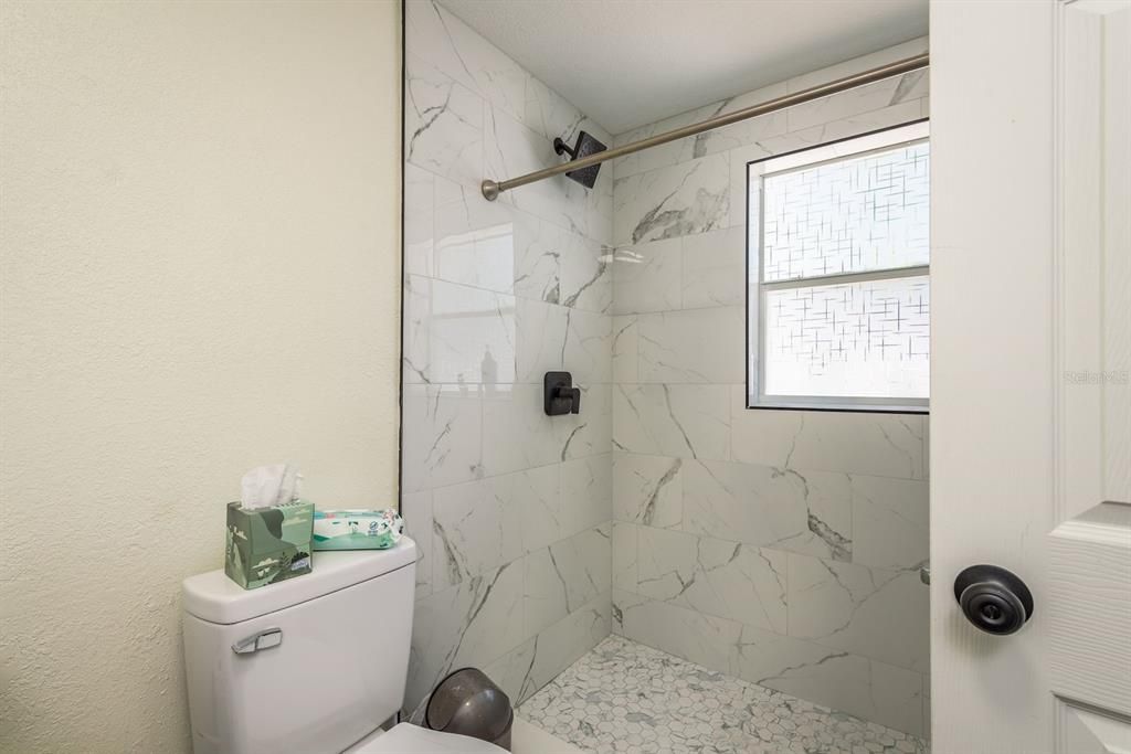 Active With Contract: $393,000 (4 beds, 3 baths, 1452 Square Feet)