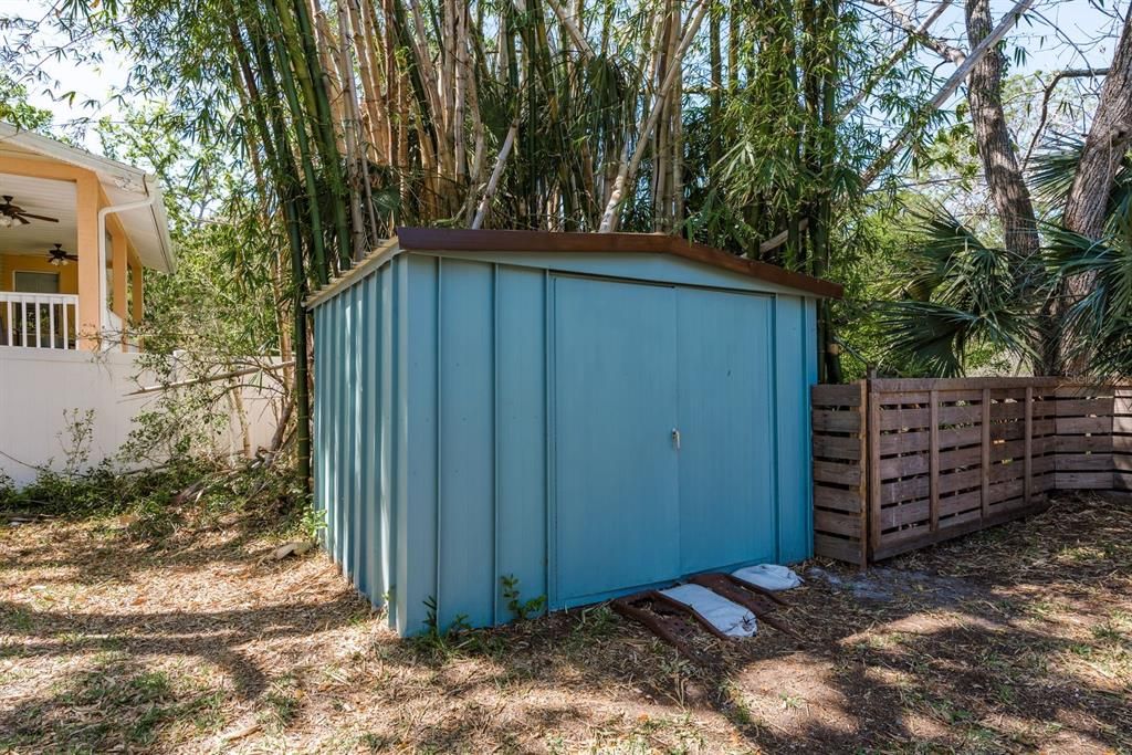 Active With Contract: $393,000 (4 beds, 3 baths, 1452 Square Feet)