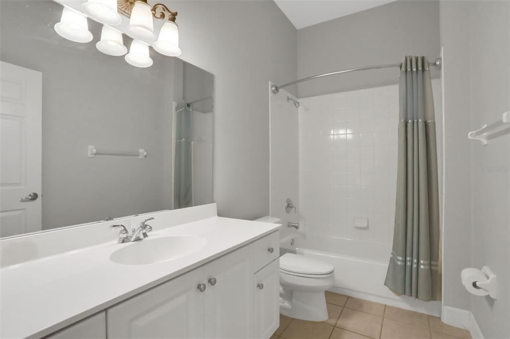 Под контрактом: $549,000 (4 спален, 3 ванн, 2757 Квадратных фут)