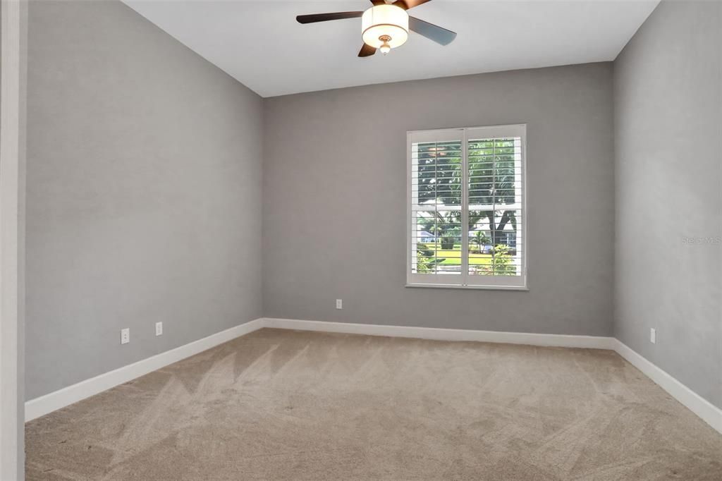 Под контрактом: $549,000 (4 спален, 3 ванн, 2757 Квадратных фут)