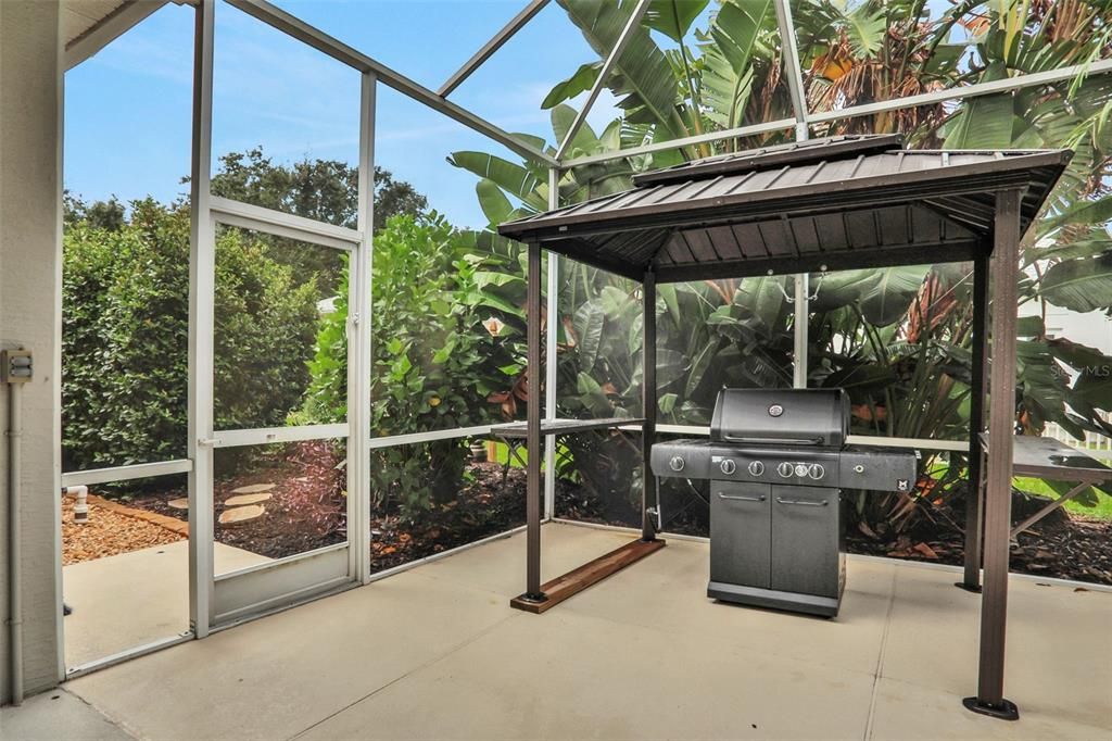 Под контрактом: $549,000 (4 спален, 3 ванн, 2757 Квадратных фут)