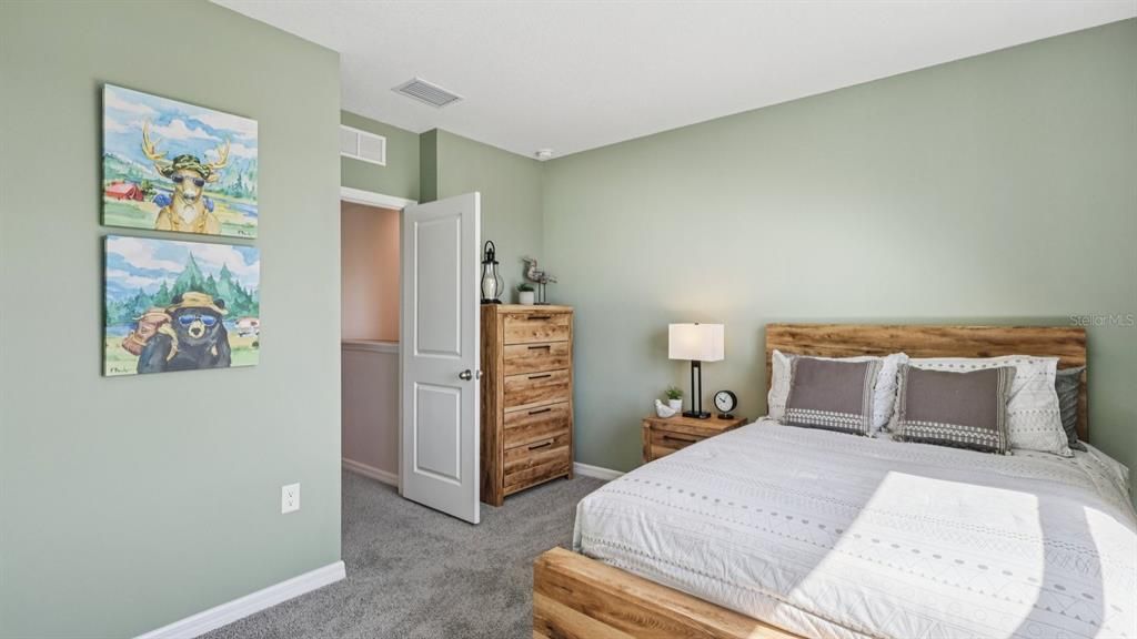 Activo con contrato: $329,990 (3 camas, 2 baños, 1673 Pies cuadrados)