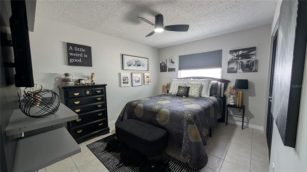 待售: $209,990 (2 贝兹, 2 浴室, 956 平方英尺)