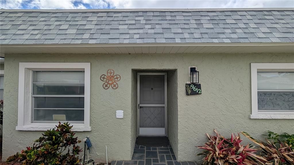 待售: $209,990 (2 贝兹, 2 浴室, 956 平方英尺)