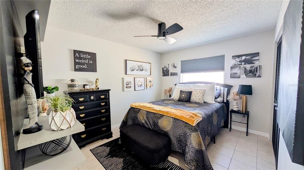 待售: $209,990 (2 贝兹, 2 浴室, 956 平方英尺)