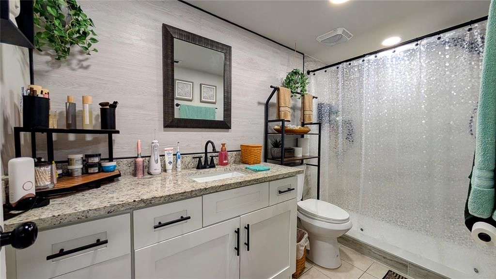 待售: $209,990 (2 贝兹, 2 浴室, 956 平方英尺)