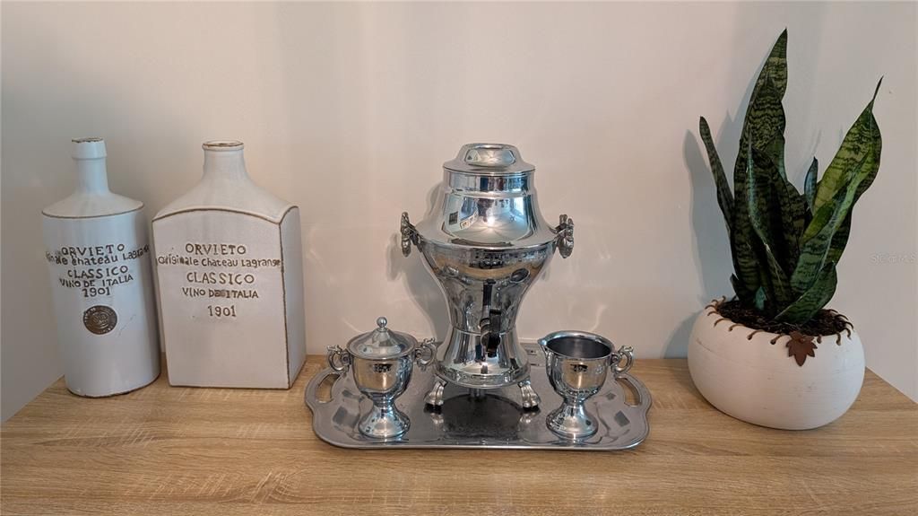 待售: $209,990 (2 贝兹, 2 浴室, 956 平方英尺)