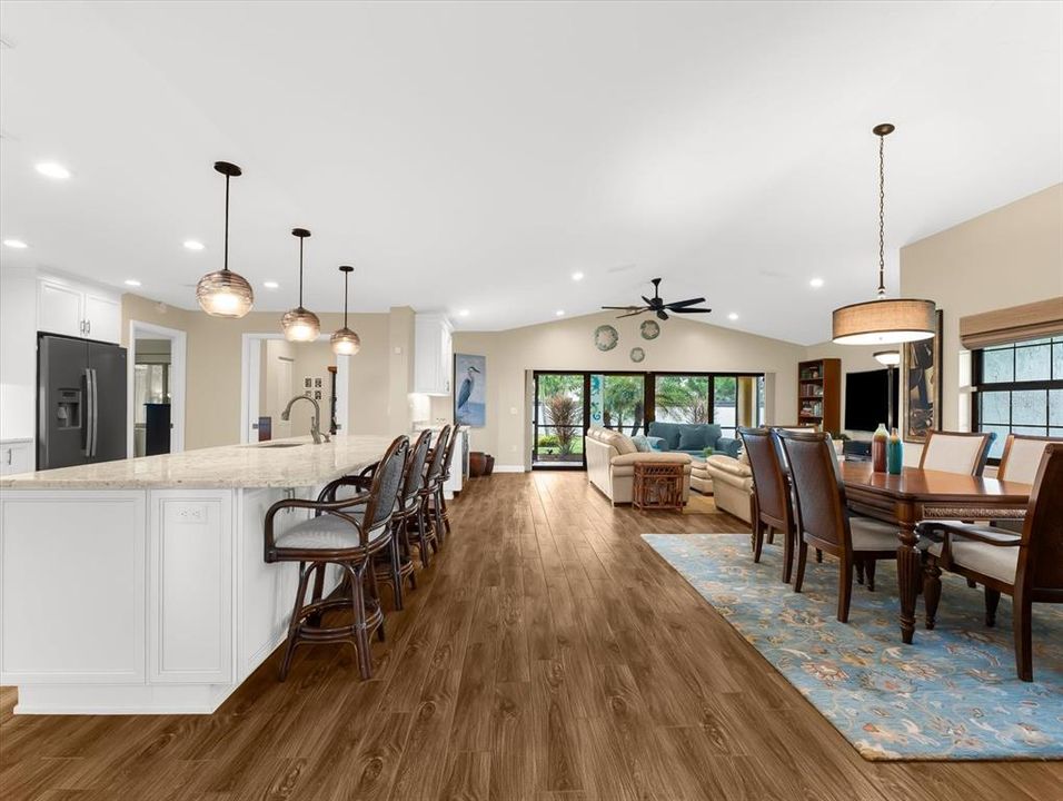 For Sale: $429,000 (2 beds, 2 baths, 1807 Square Feet)