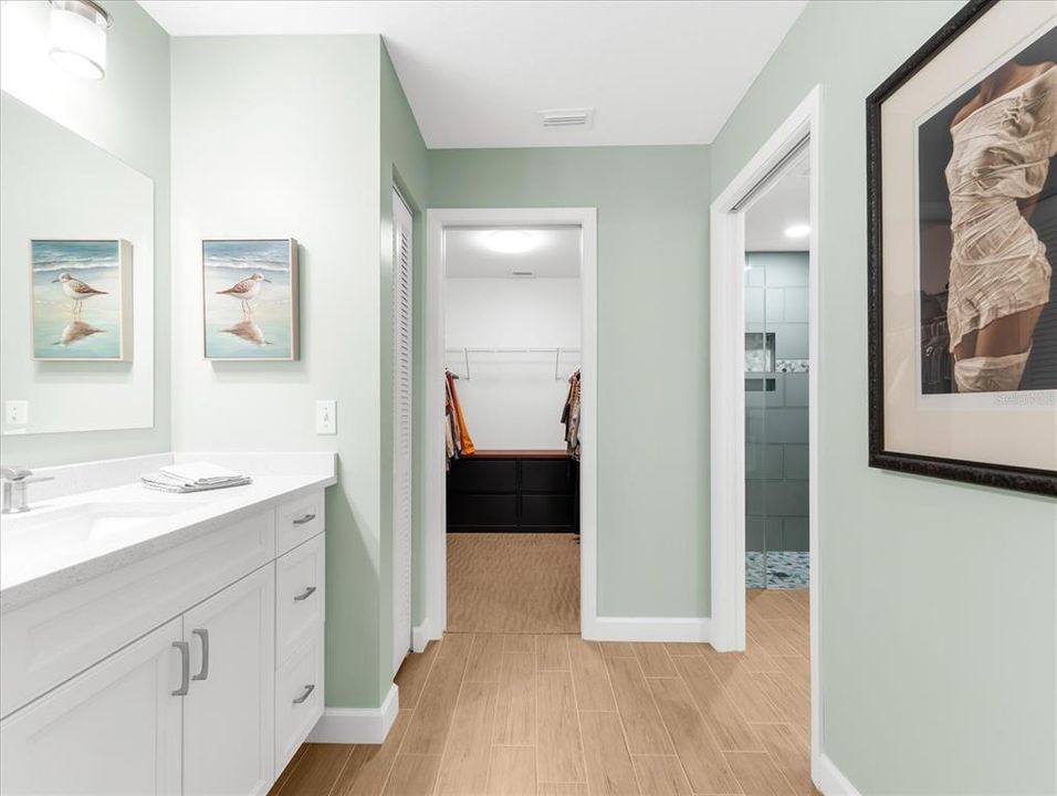 For Sale: $429,000 (2 beds, 2 baths, 1807 Square Feet)