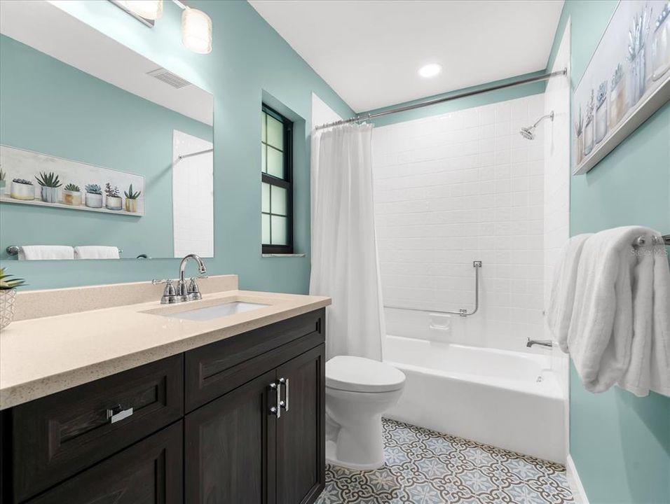 For Sale: $429,000 (2 beds, 2 baths, 1807 Square Feet)