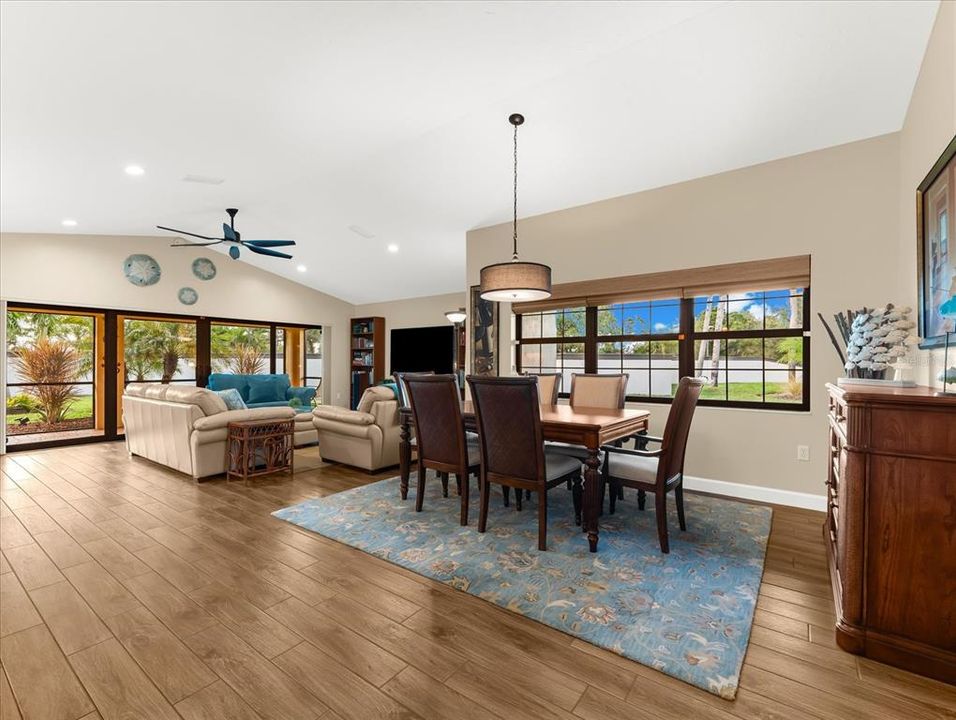 For Sale: $429,000 (2 beds, 2 baths, 1807 Square Feet)