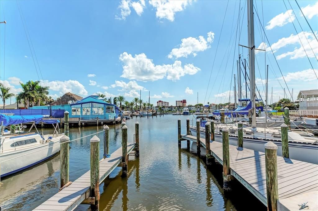 For Sale: $429,000 (2 beds, 2 baths, 1807 Square Feet)