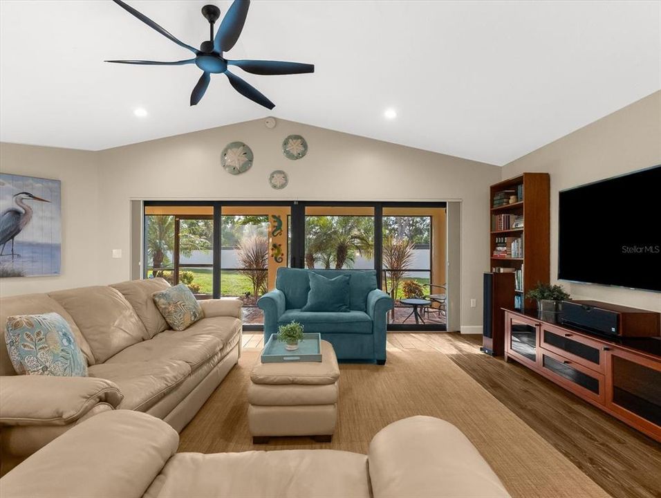 For Sale: $429,000 (2 beds, 2 baths, 1807 Square Feet)